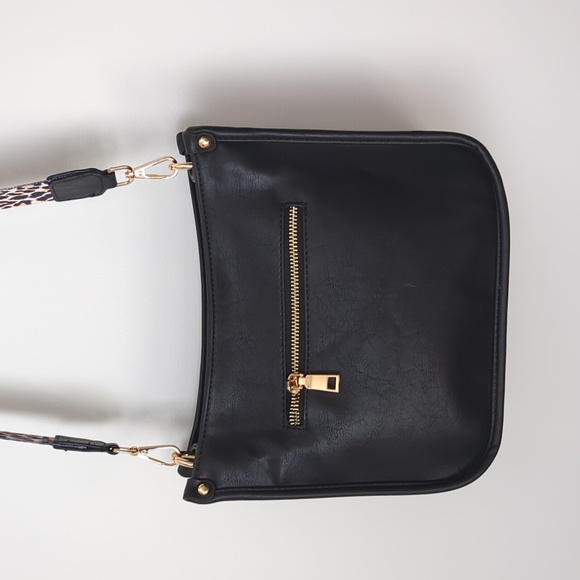 Black Faux Leather Crossbody Handbag With Leopard Strap - Picture 2 of 6